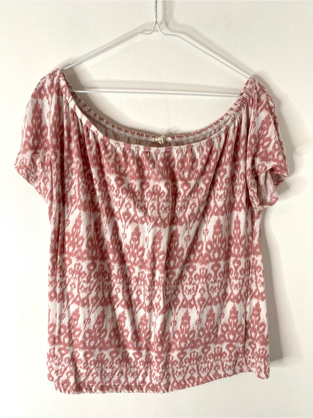 Soft Joie Cashel Porcelain Burnt Rose Ikat Print Off Shoulder Boho Top